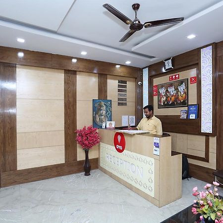 Oyo 9233 Hotel Cottage Lord Krishna Neu-Delhi Exterior foto