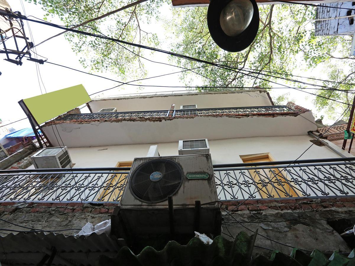 Oyo 9233 Hotel Cottage Lord Krishna Neu-Delhi Exterior foto