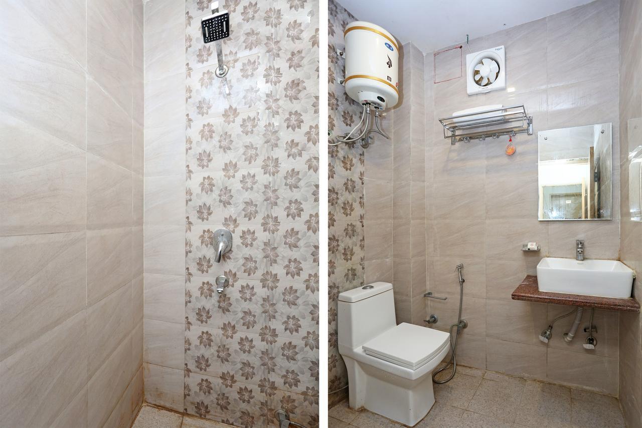 Oyo 9233 Hotel Cottage Lord Krishna Neu-Delhi Exterior foto