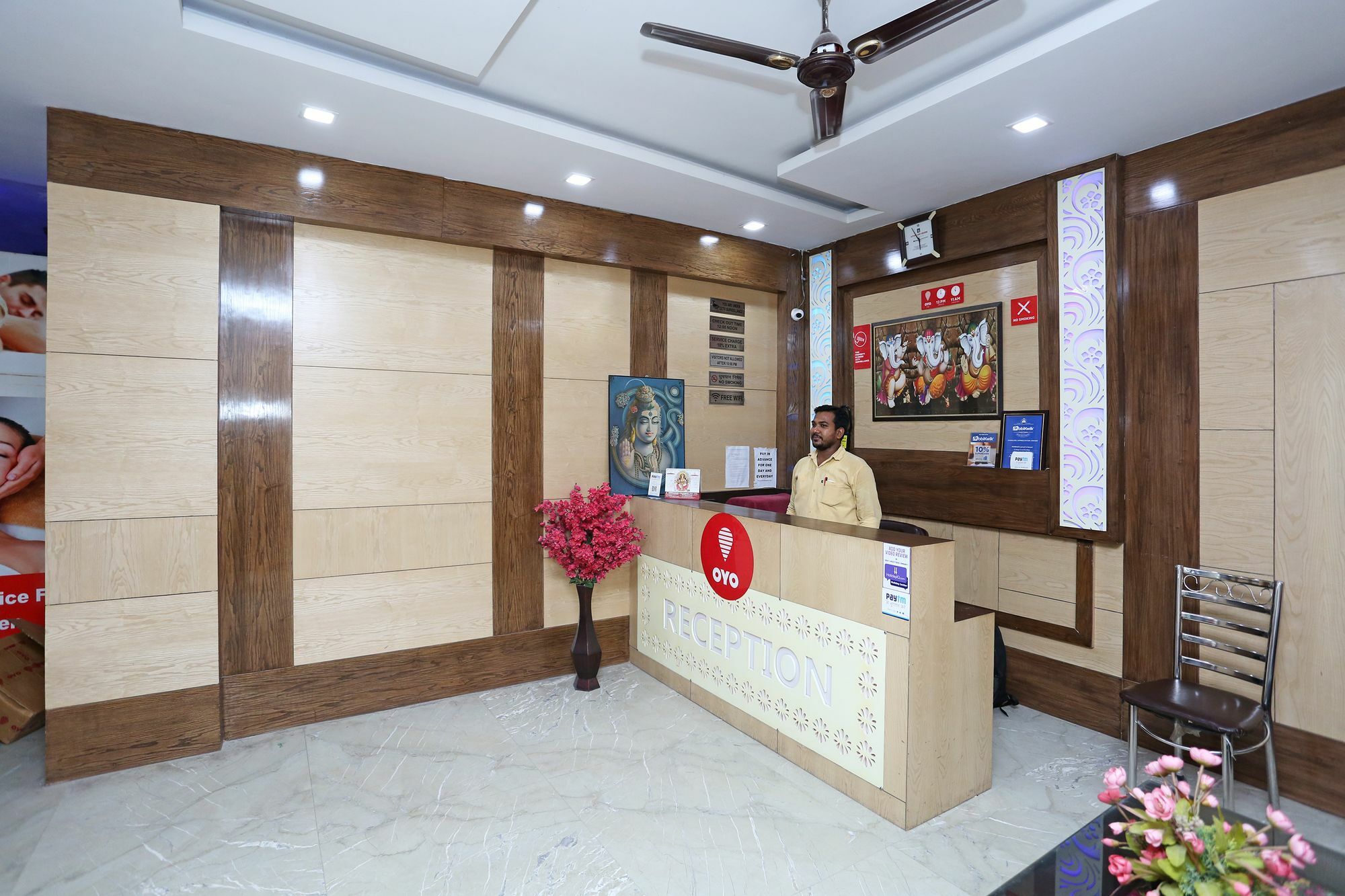Oyo 9233 Hotel Cottage Lord Krishna Neu-Delhi Exterior foto
